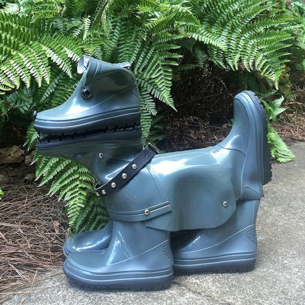 Planters & Stands |  16" Lily – Boot Buddies Dog Sculpture Garden Planters & Stands